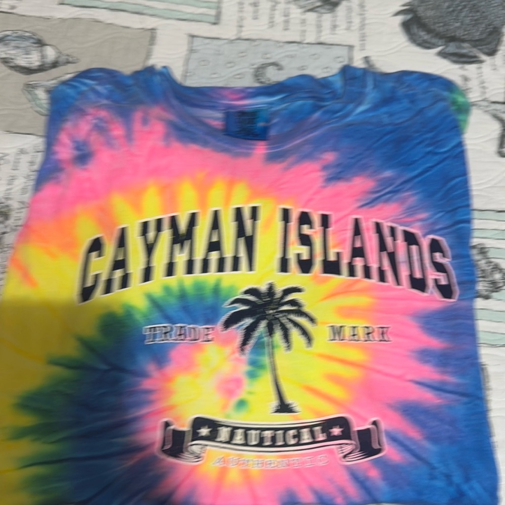 Cayman Islands vacationing tee
